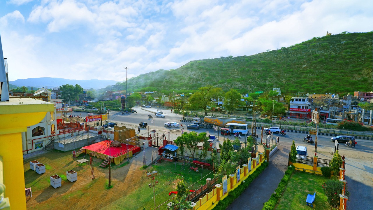 Photo of Outdoor in Amer