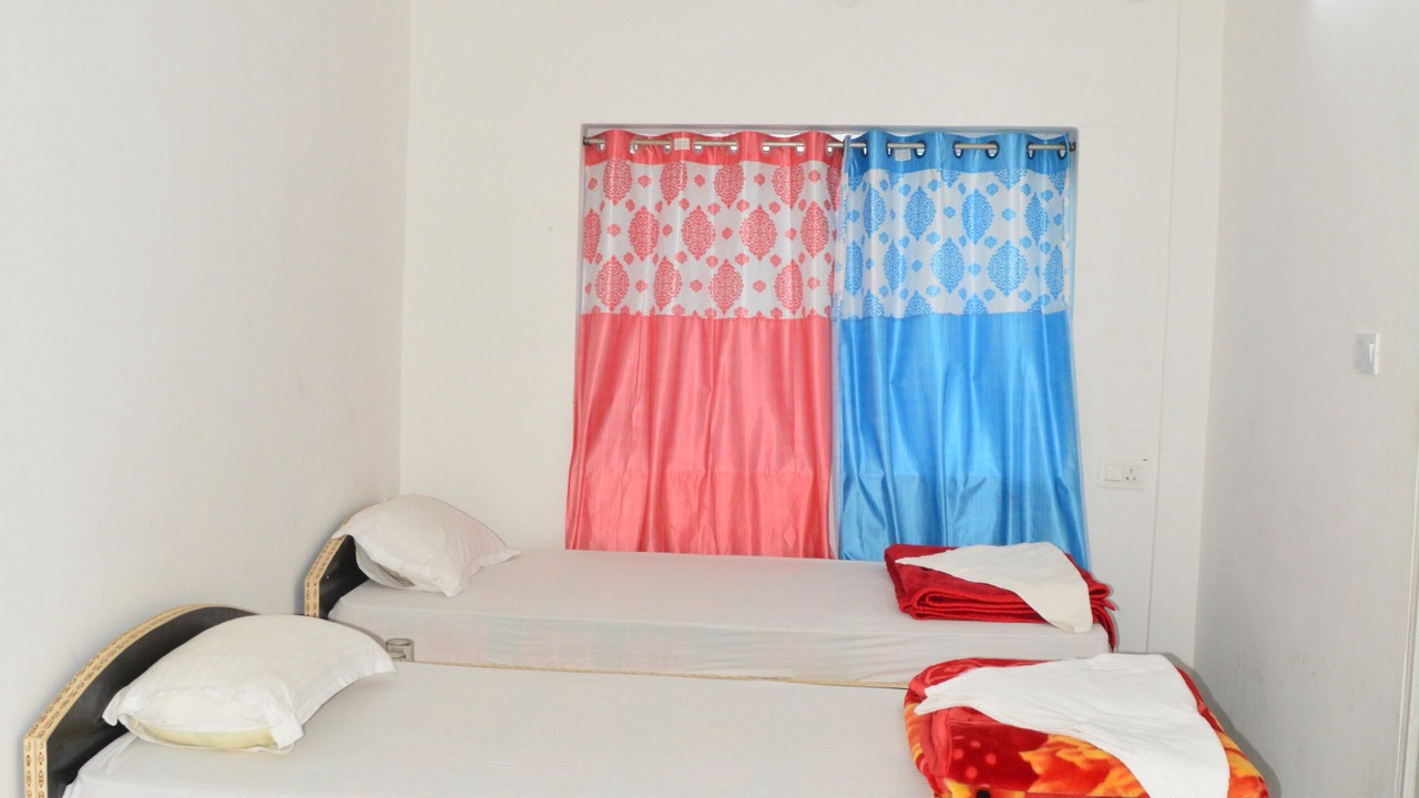 Photo of Bedroom in Bodh Gaya