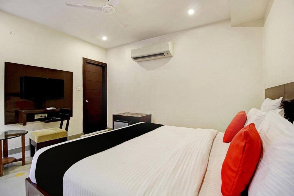 Photo of Bedroom in Adarsh Nagar