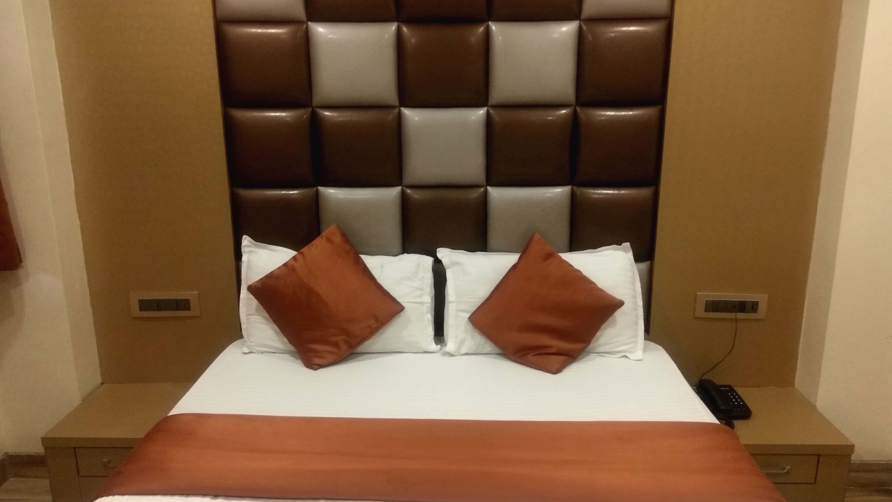 Photo of Bedroom in Dadar East