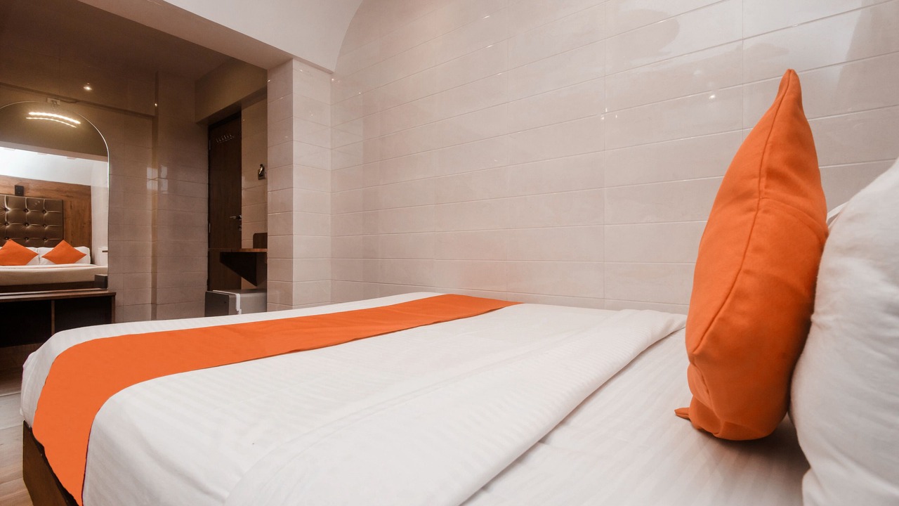 Photo of Bedroom in Dadar East