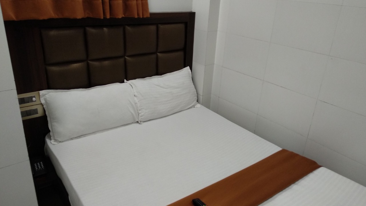 Photo of Bedroom in Dadar East
