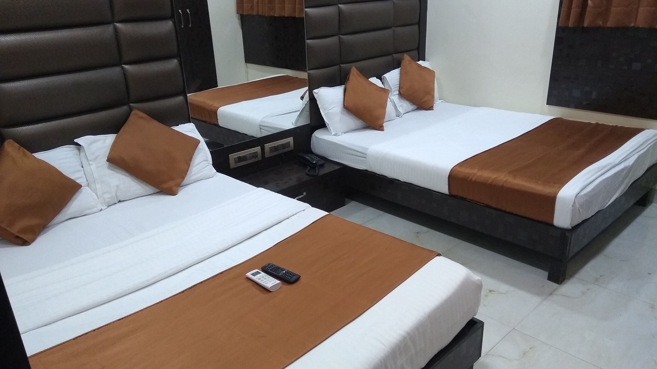 Photo of Bedroom in Dadar East
