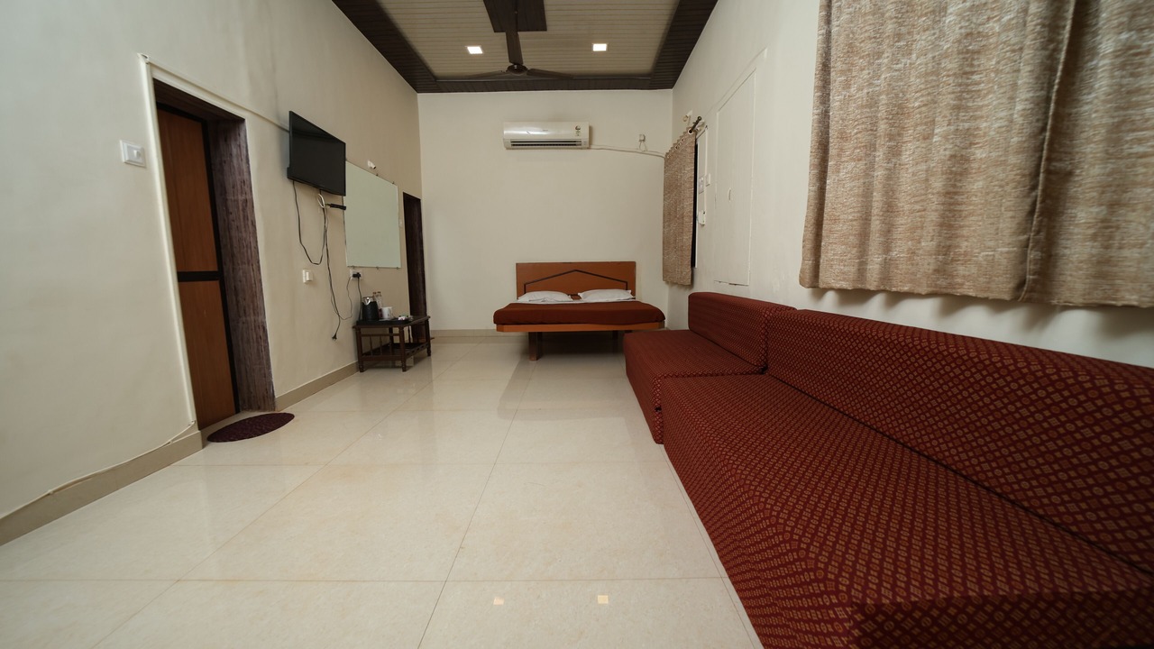 Photo of Bedroom in Matheran