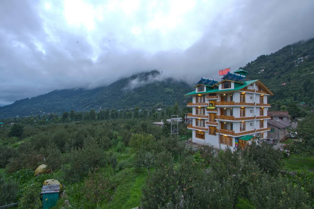 Photo of Outdoor in Burwa
