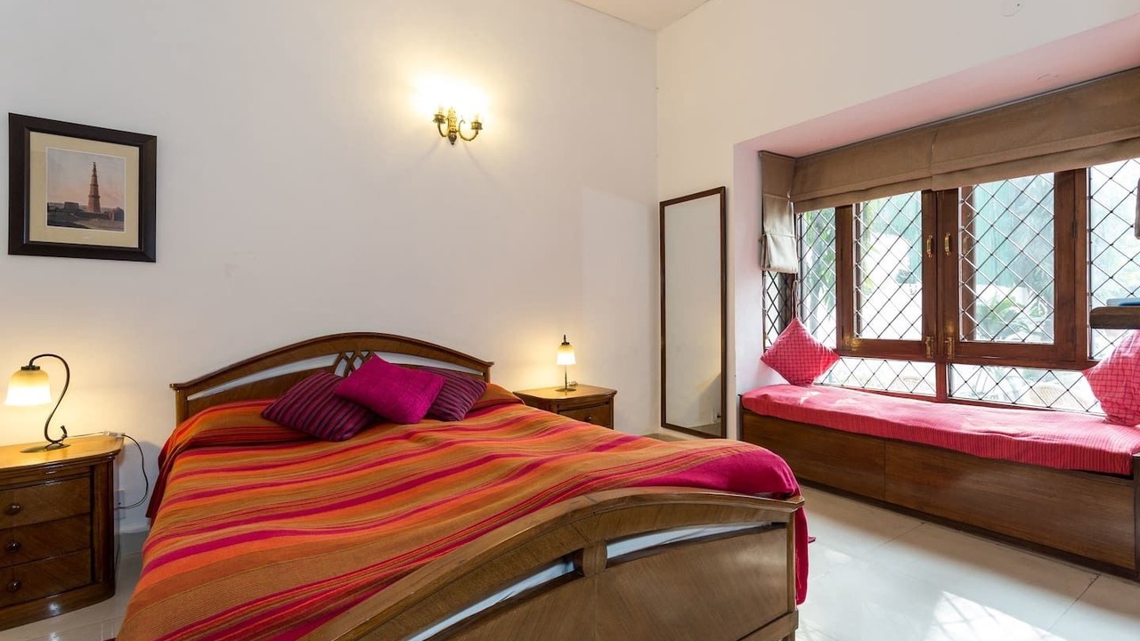 Photo of Bedroom in Nizamuddin East