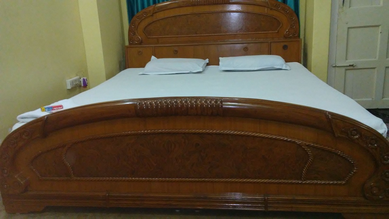 Photo of Bedroom in Jadavpur