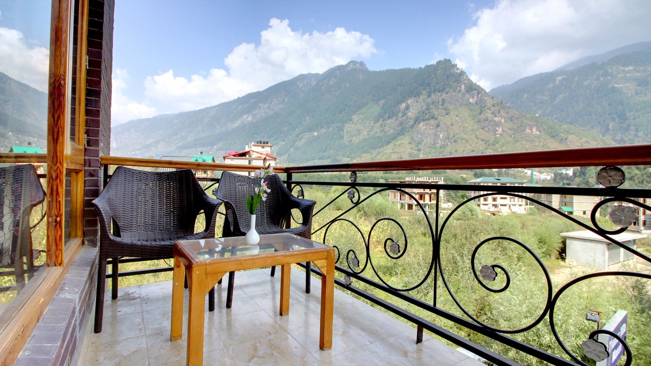 Photo of Patio Balcony in Simsa Village