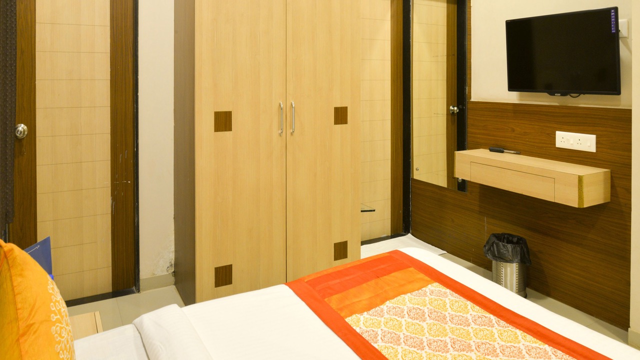 Photo of Bedroom in Trimbak