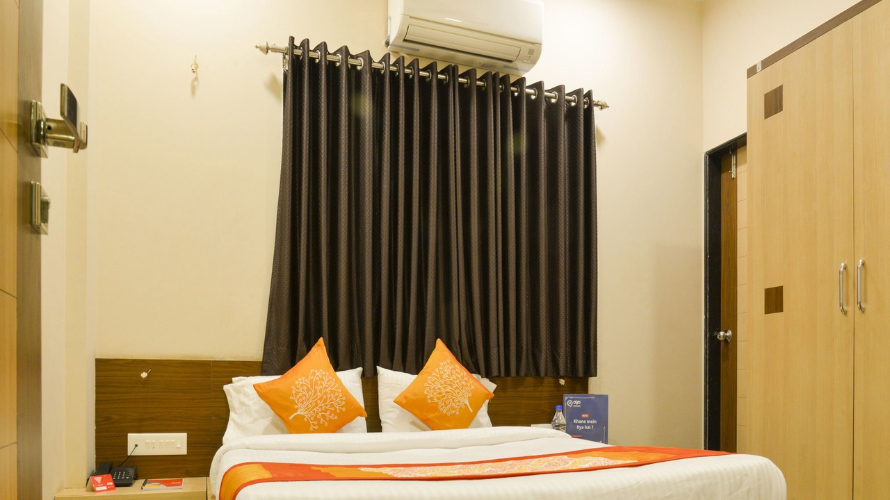 Photo of Bedroom in Trimbak