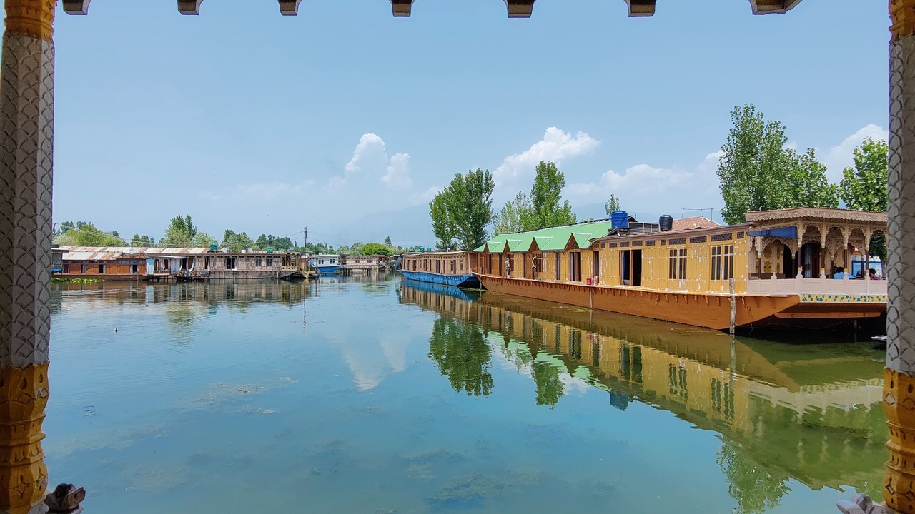 Photo of Others in Dal Lake