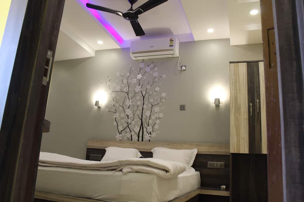 Photo of Bedroom in Tarapith
