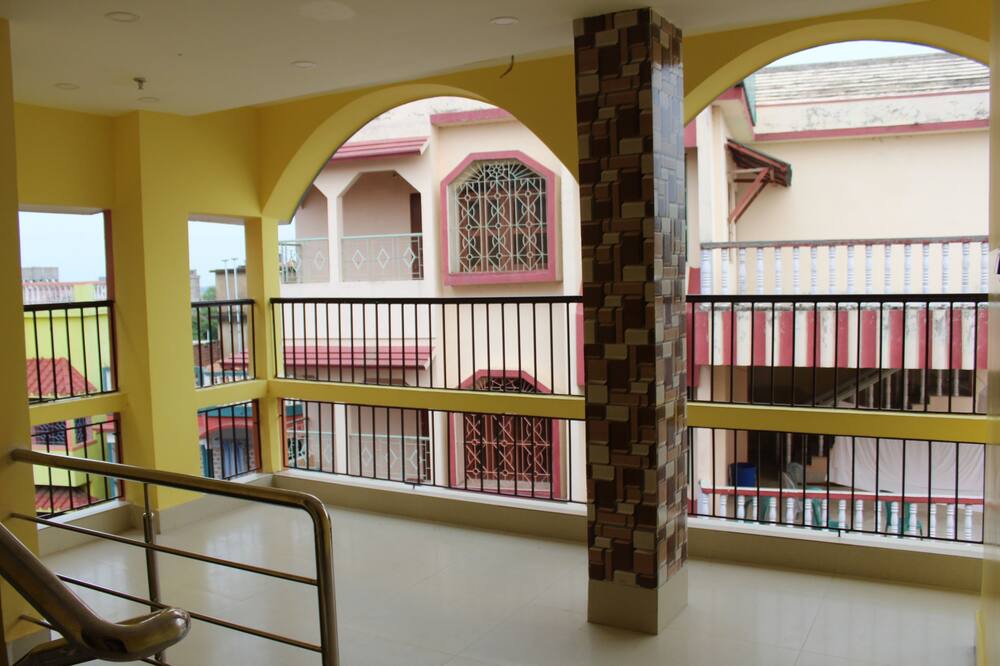 Photo of Patio Balcony in Tarapith