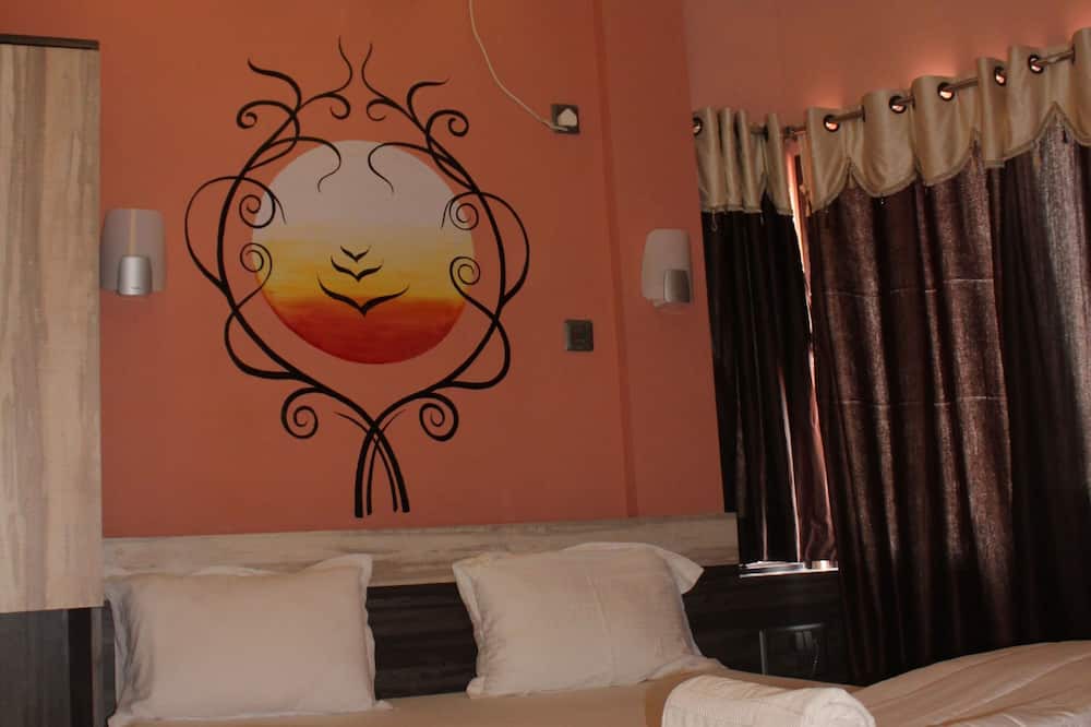 Photo of Bedroom in Tarapith