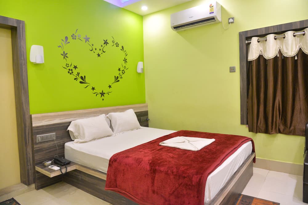 Photo of Bedroom in Tarapith