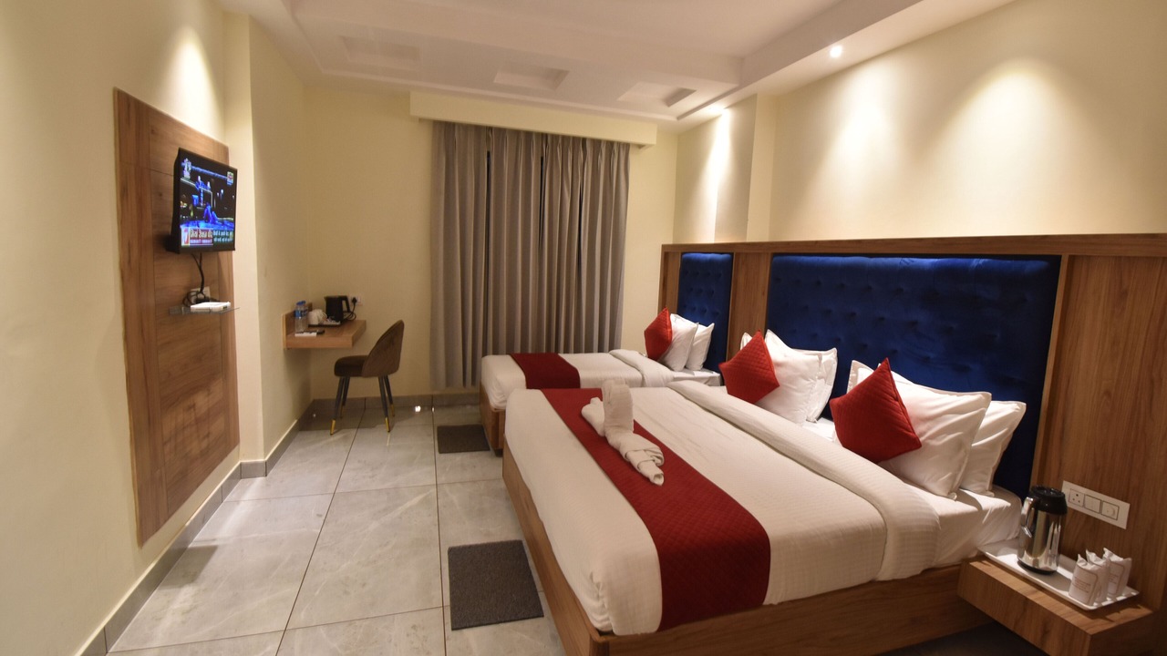 Photo of Bedroom in Katra