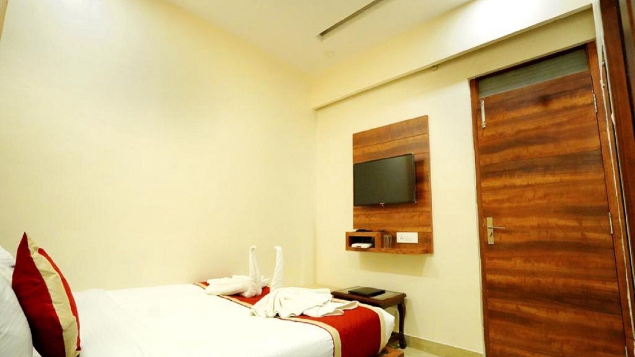 Photo of Bedroom in Bharatpur