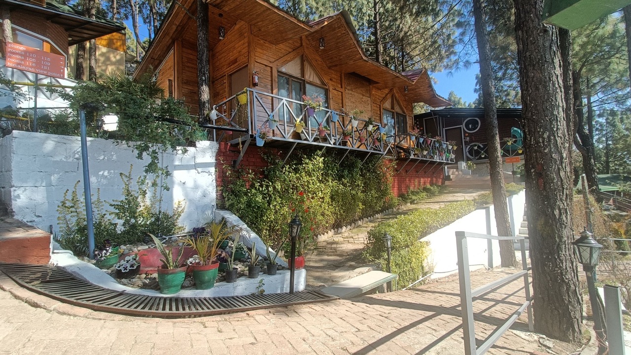 Photo of Outdoor in Lansdowne