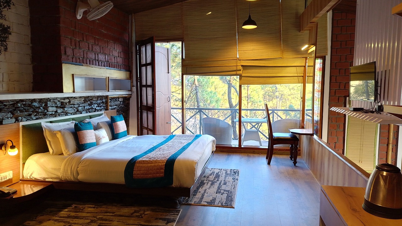 Photo of Bedroom in Lansdowne