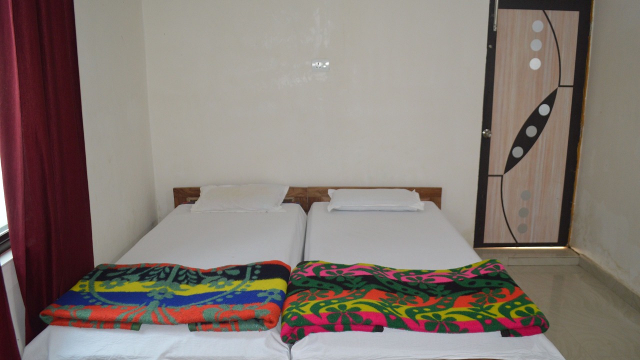Photo of Bedroom in Bodh Gaya