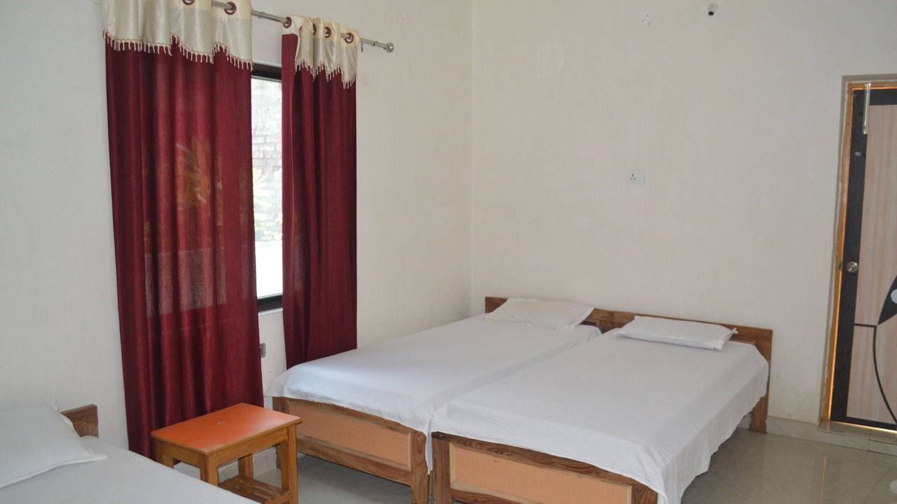 Photo of Bedroom in Bodh Gaya