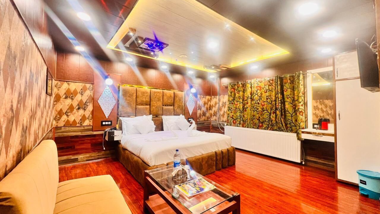 Photo of Bedroom in Srinagar