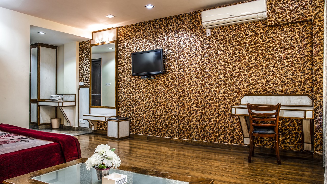 Photo of Bedroom in Taradevi