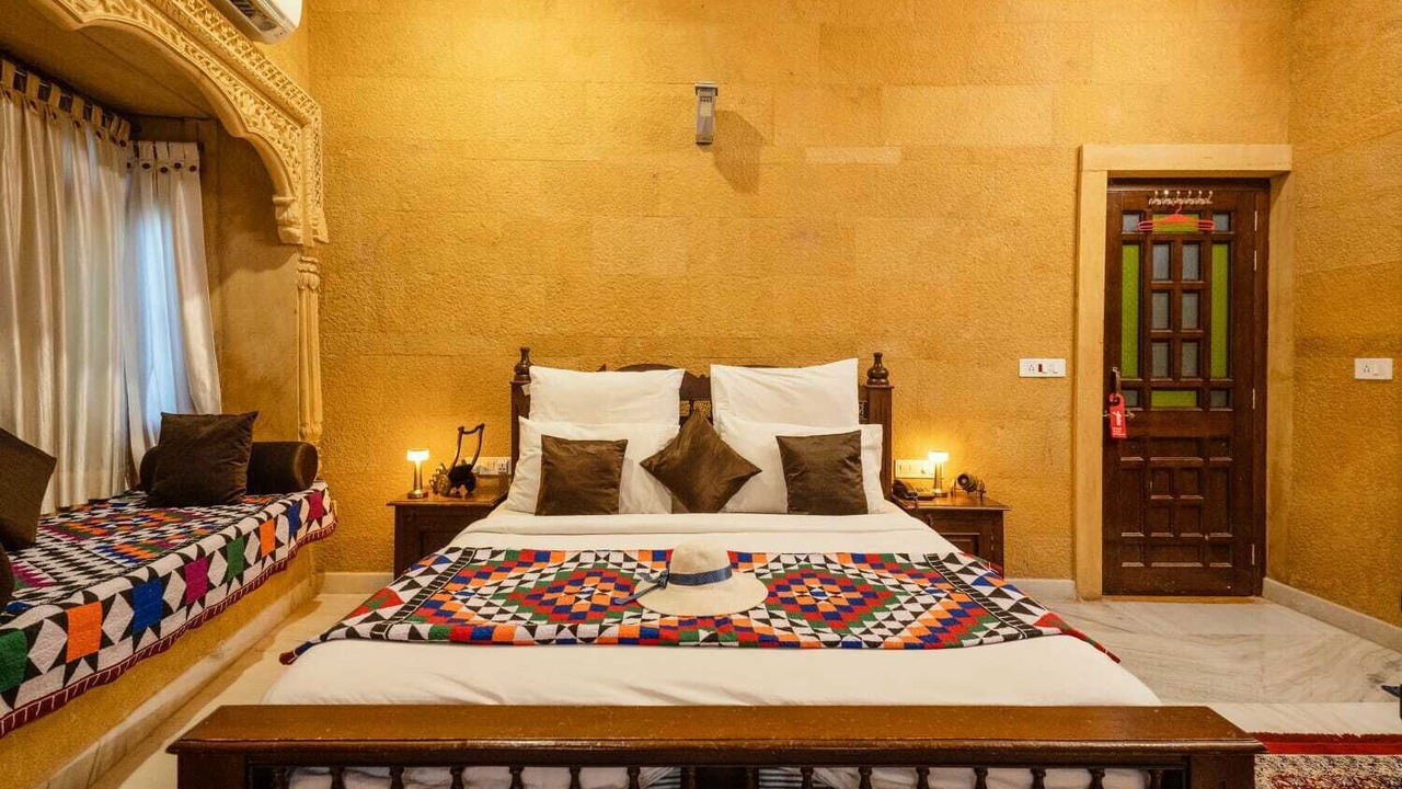 Photo of Bedroom in Amar Sagar Pol