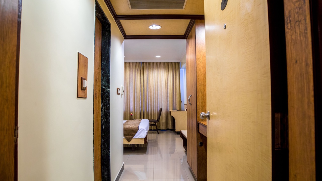 Photo of Bedroom in Mulund West