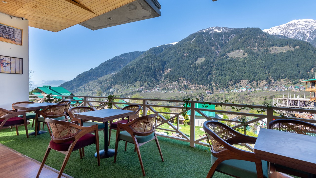 Photo of Bedroom in Manali