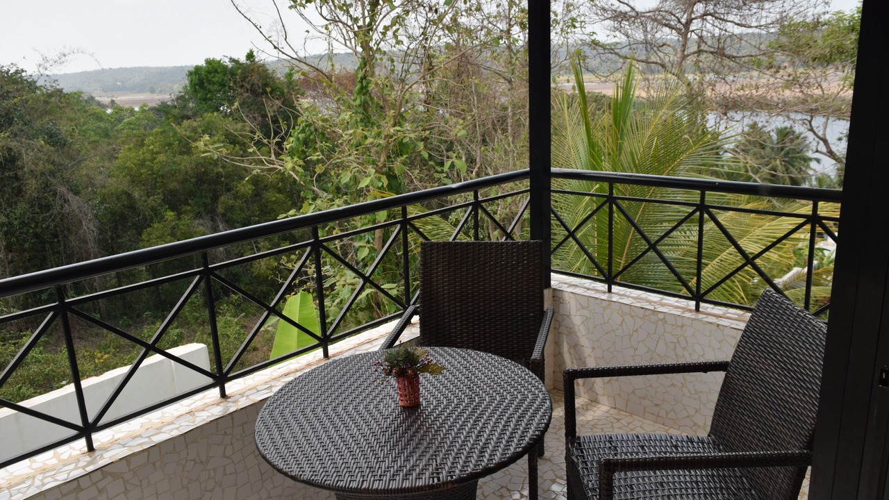 Photo of Outdoor in Pomburpa