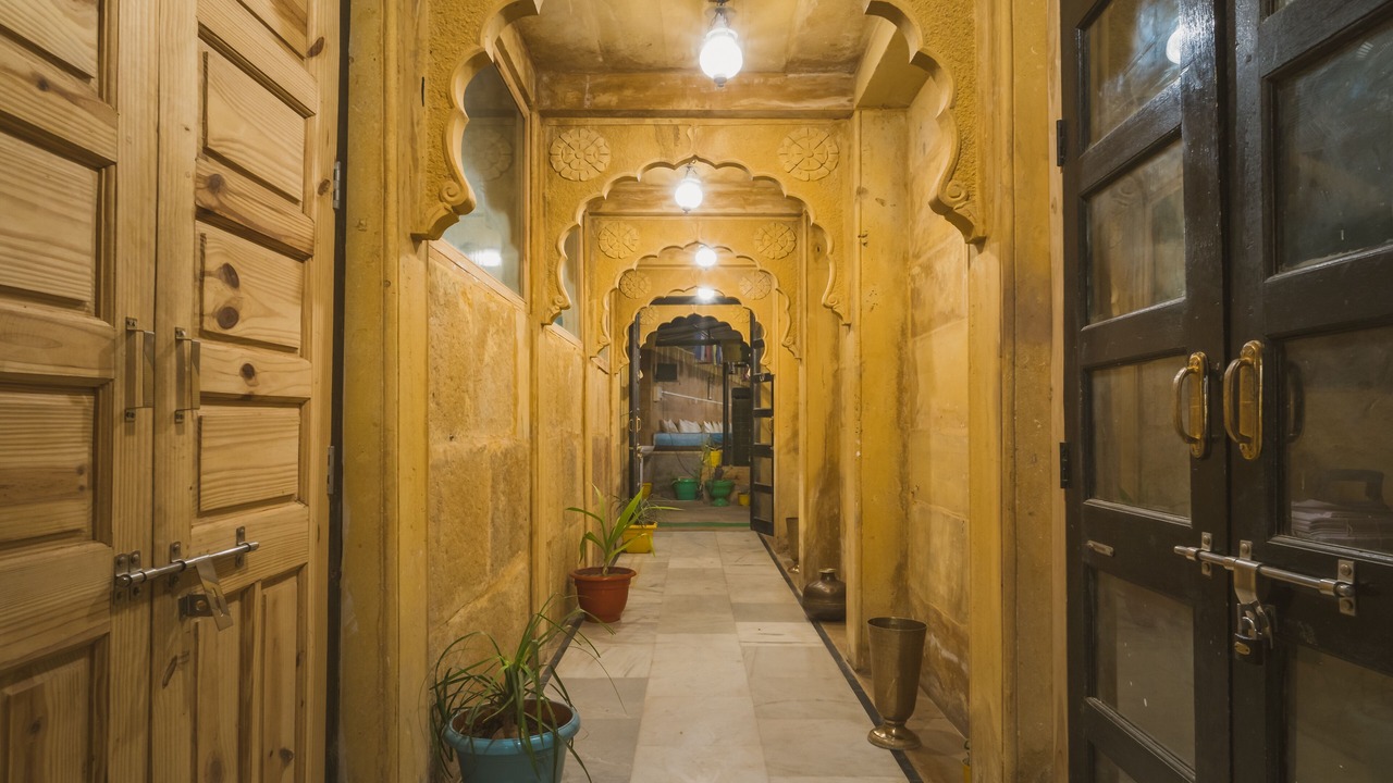 Photo of Livingroom in Amar Sagar Pol
