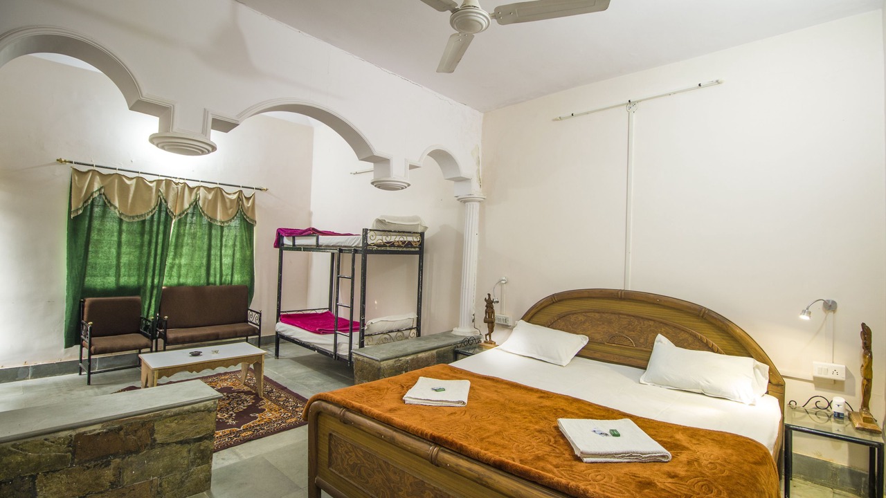 Photo of Bedroom in Khatia