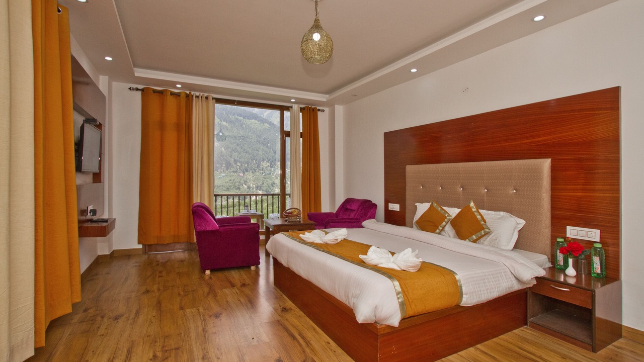 Photo of Bedroom in Jagatsukh