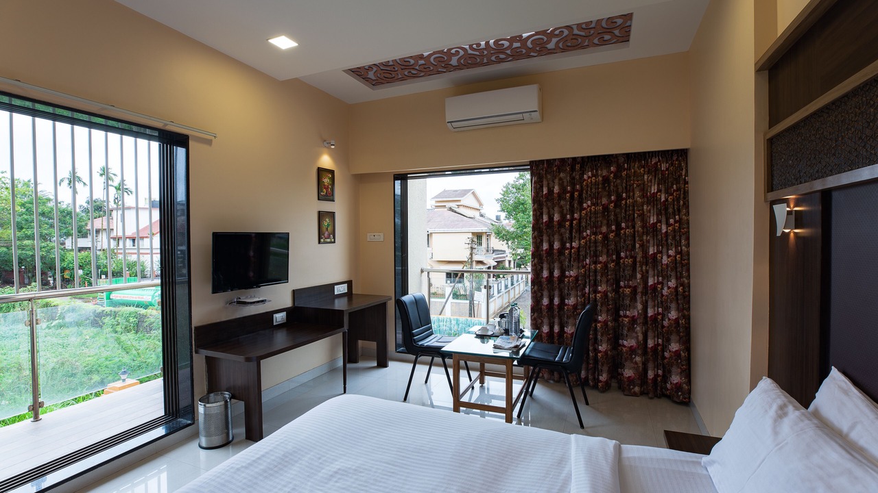 Photo of Bedroom in Lonavala