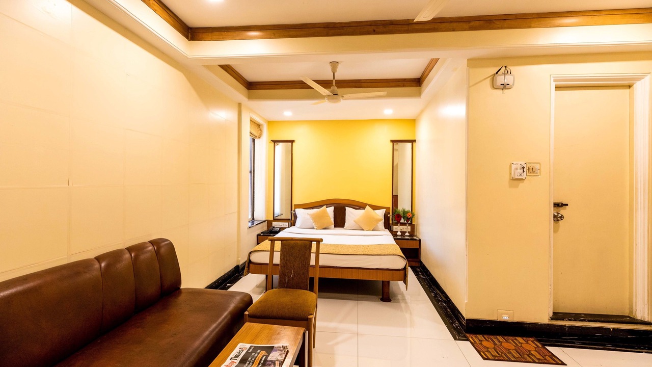 Photo of Bedroom in Dadar East