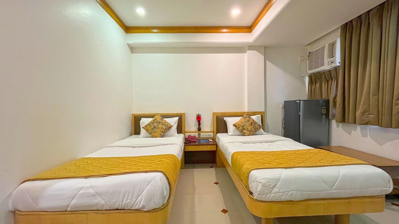 Photo of Bedroom in Dadar East