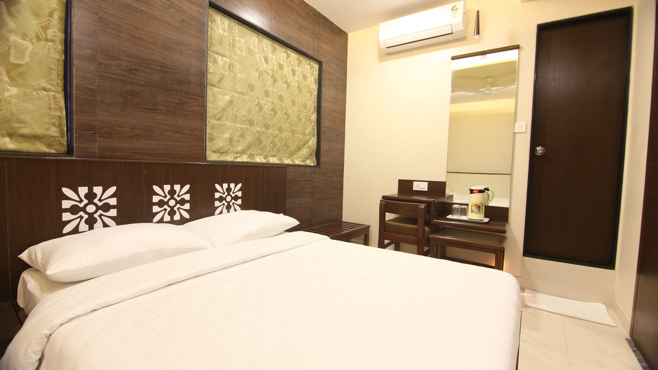 Photo of Bedroom in Dadar East