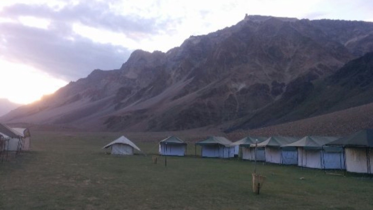 Photo of Buildings in Sarchu