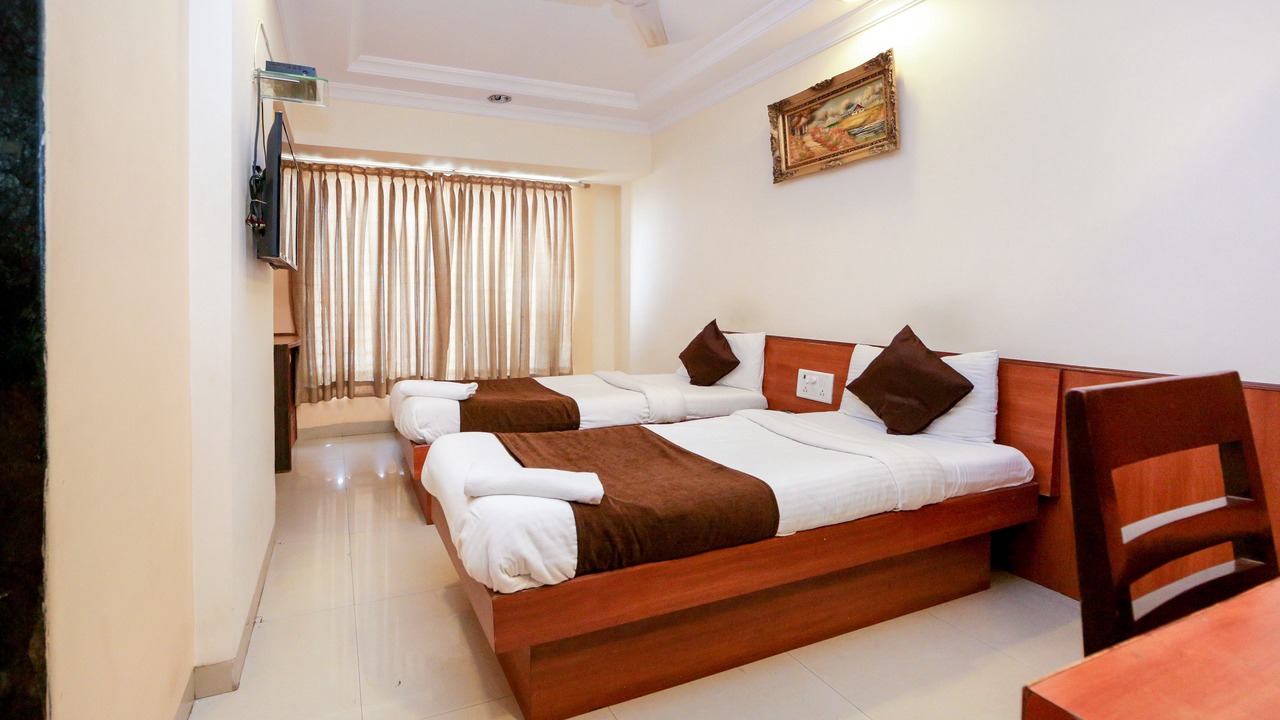Photo of Bedroom in Malad East