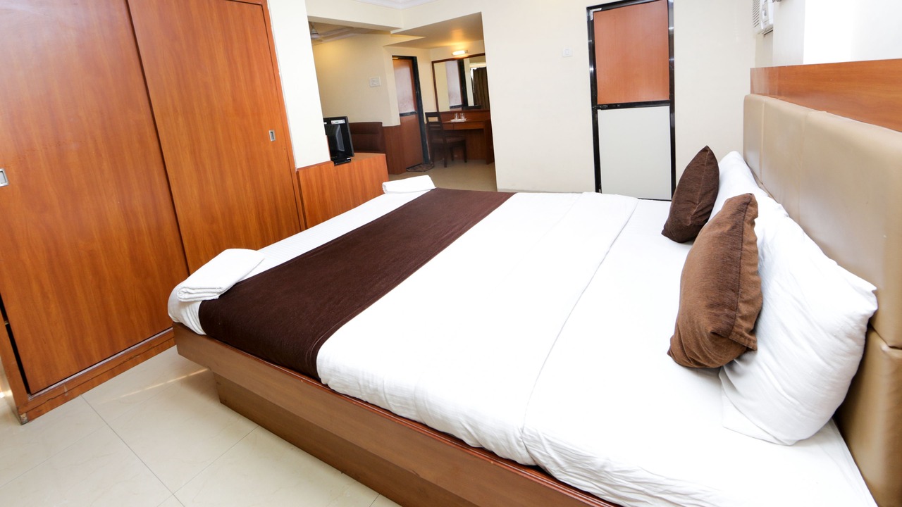 Photo of Bedroom in Malad East