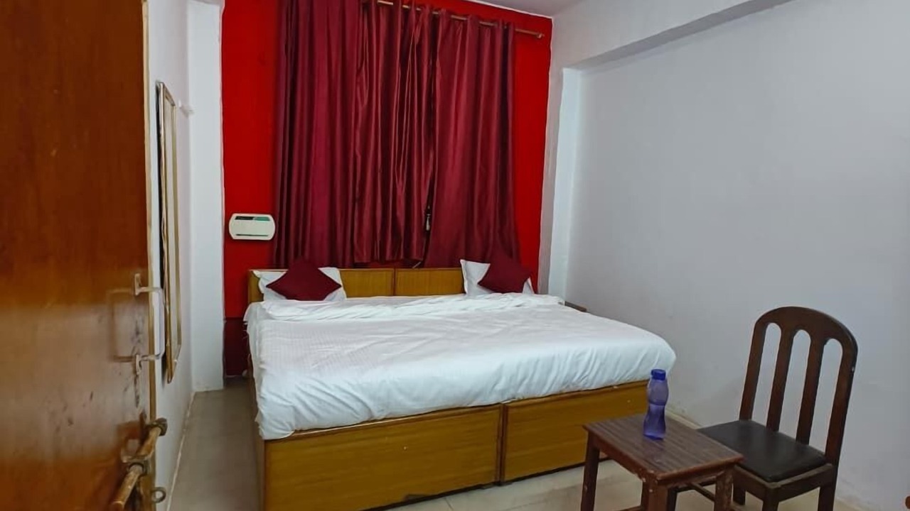 Photo of Bedroom in Indira Nagar