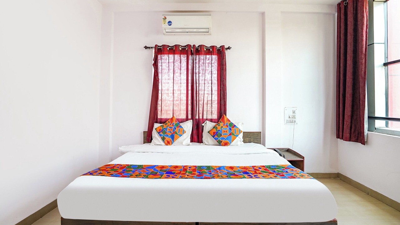 Photo of Bedroom in Hadapsar