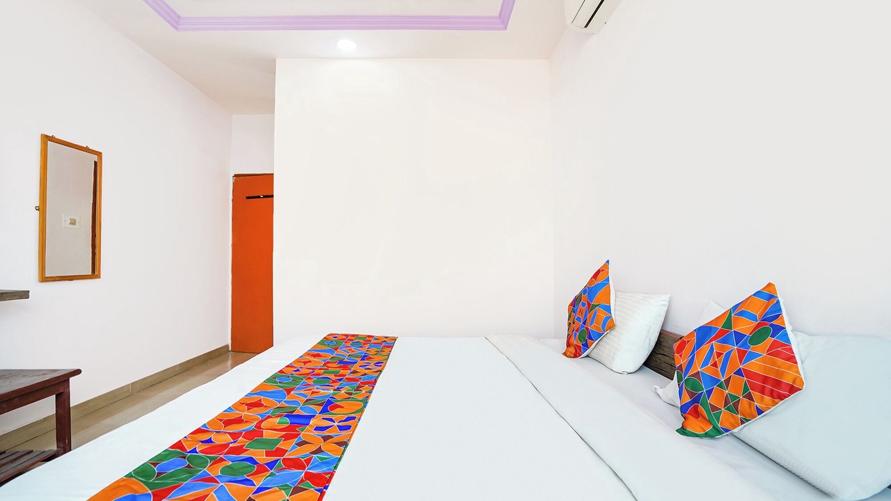 Photo of Bedroom in Hadapsar