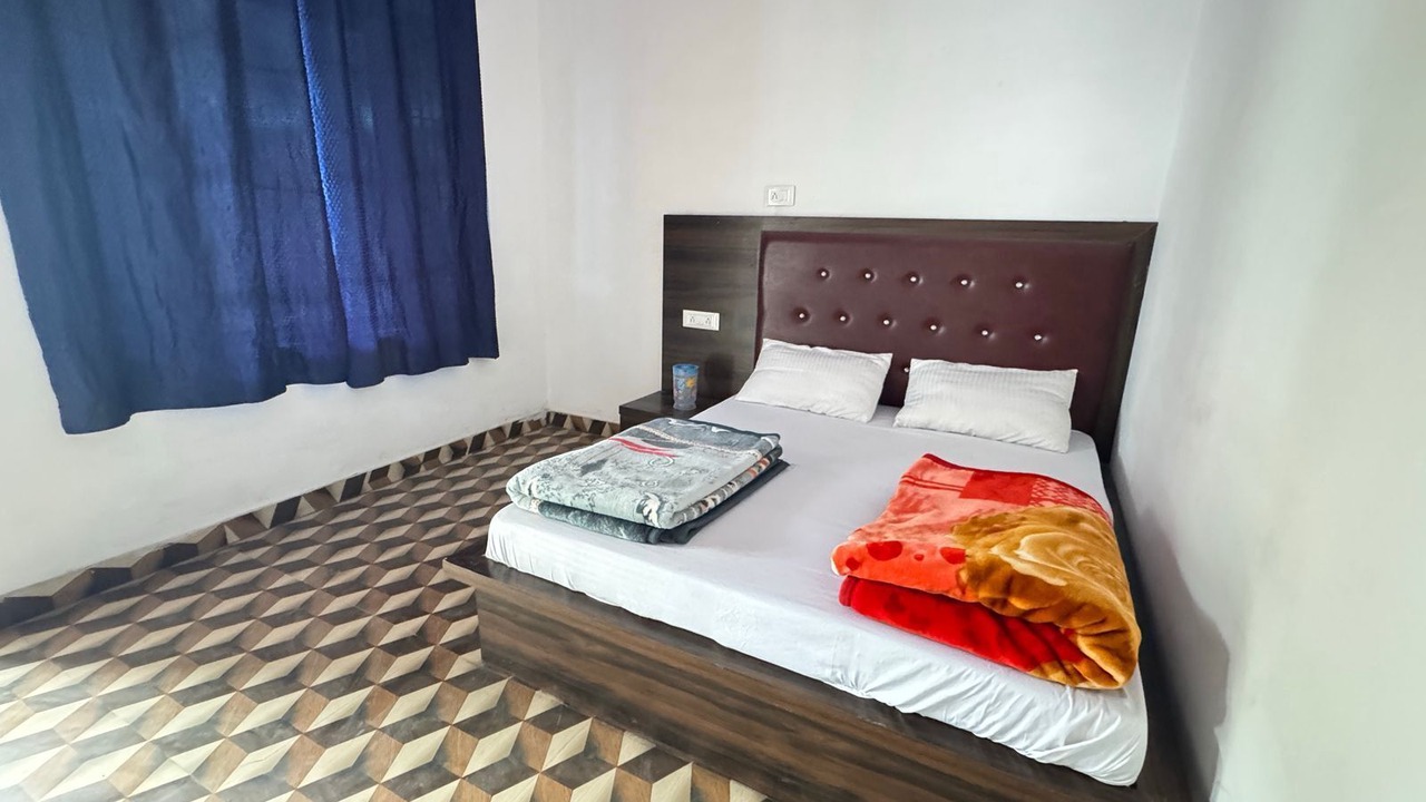 Photo of Bedroom in Kedarnath