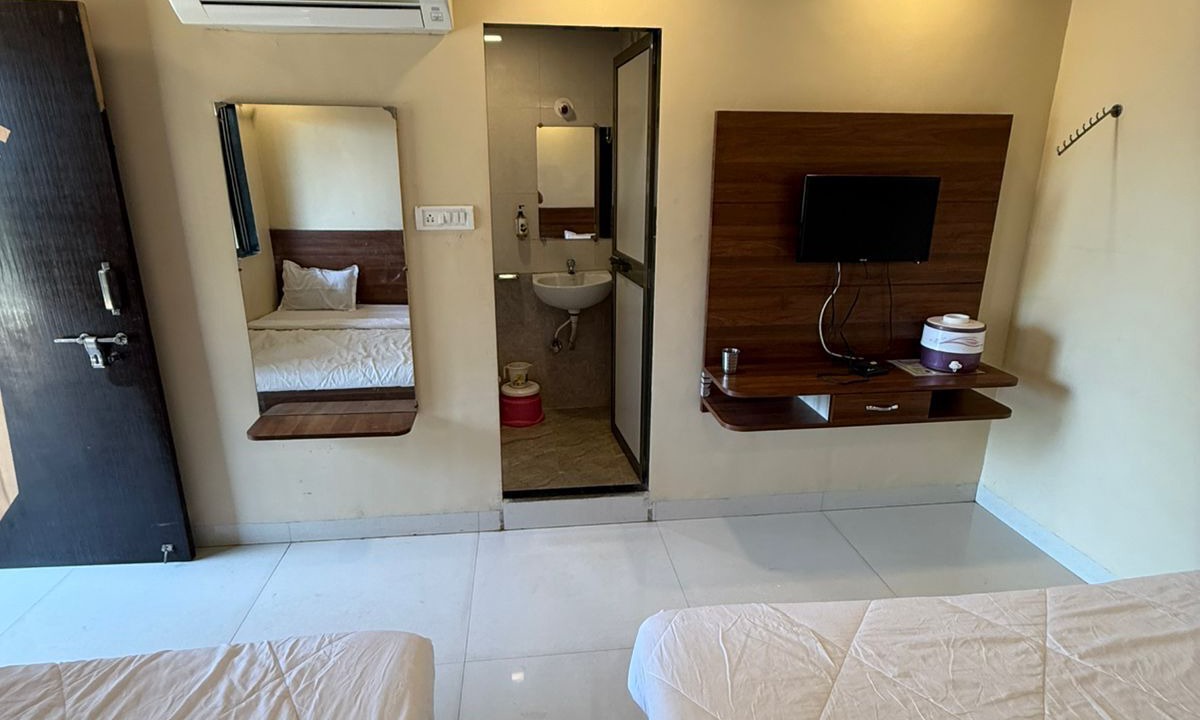 Photo of Bedroom in Matheran