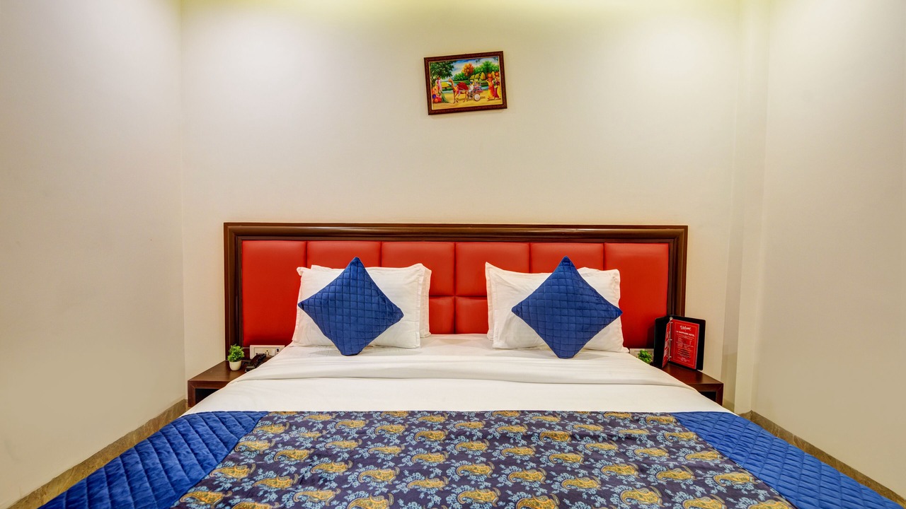Photo of Bedroom in Mahipalpur