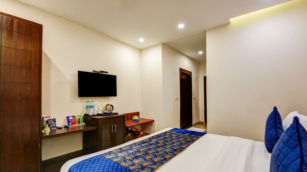 Photo of Bedroom in Mahipalpur