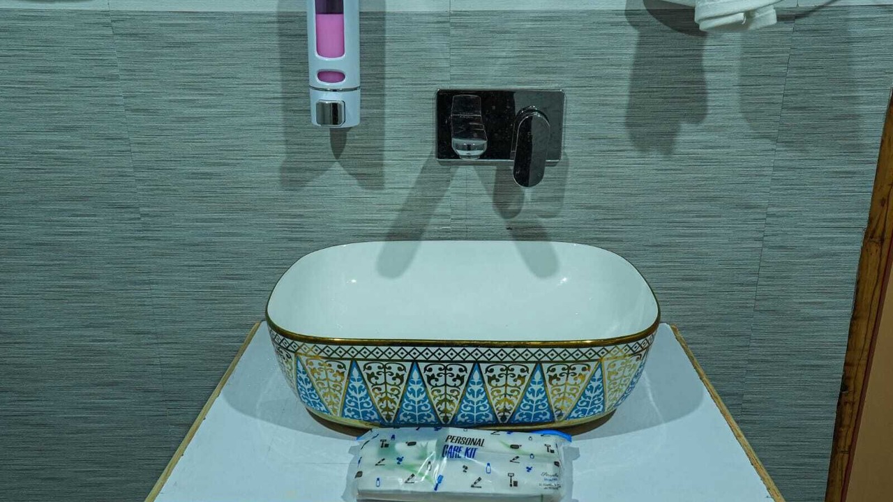 Photo of Bathroom in Banjar