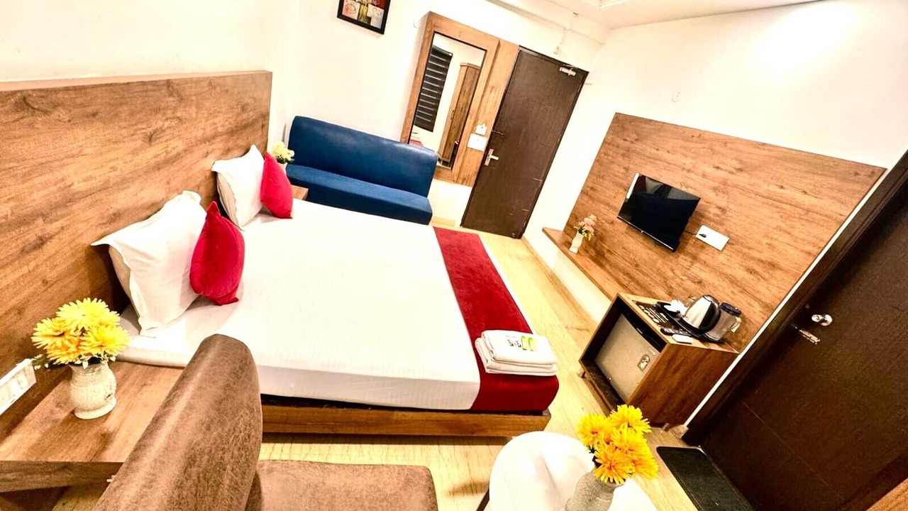 Photo of Bedroom in Badarpur